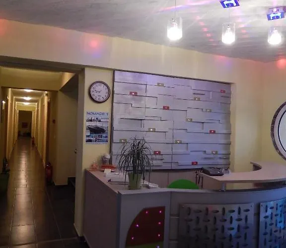 Lilalo ηotel