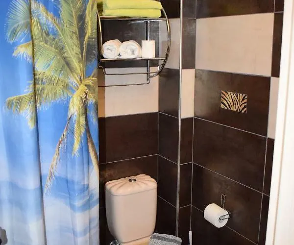 Lilalo ηotel Hotel 2*