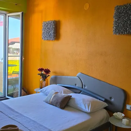 Lilalo ηotel Paralía