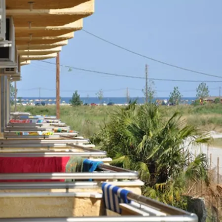 Lilalo ηotel
